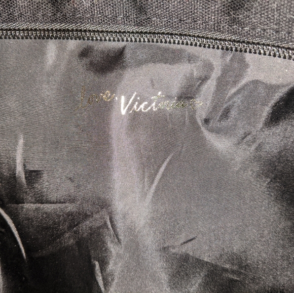 Victoria secret oversized Tote Bag 2019 edition - Picture 4 of 5